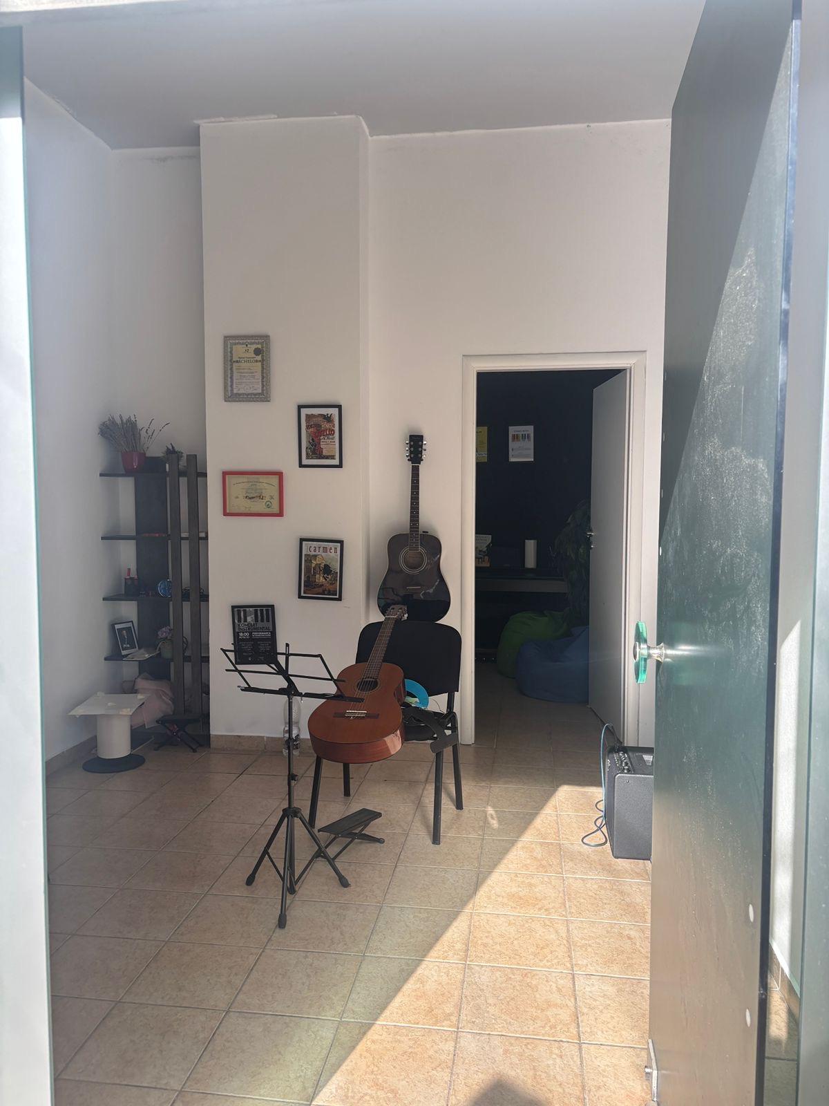 commercial for sale in Tiranë, Albania