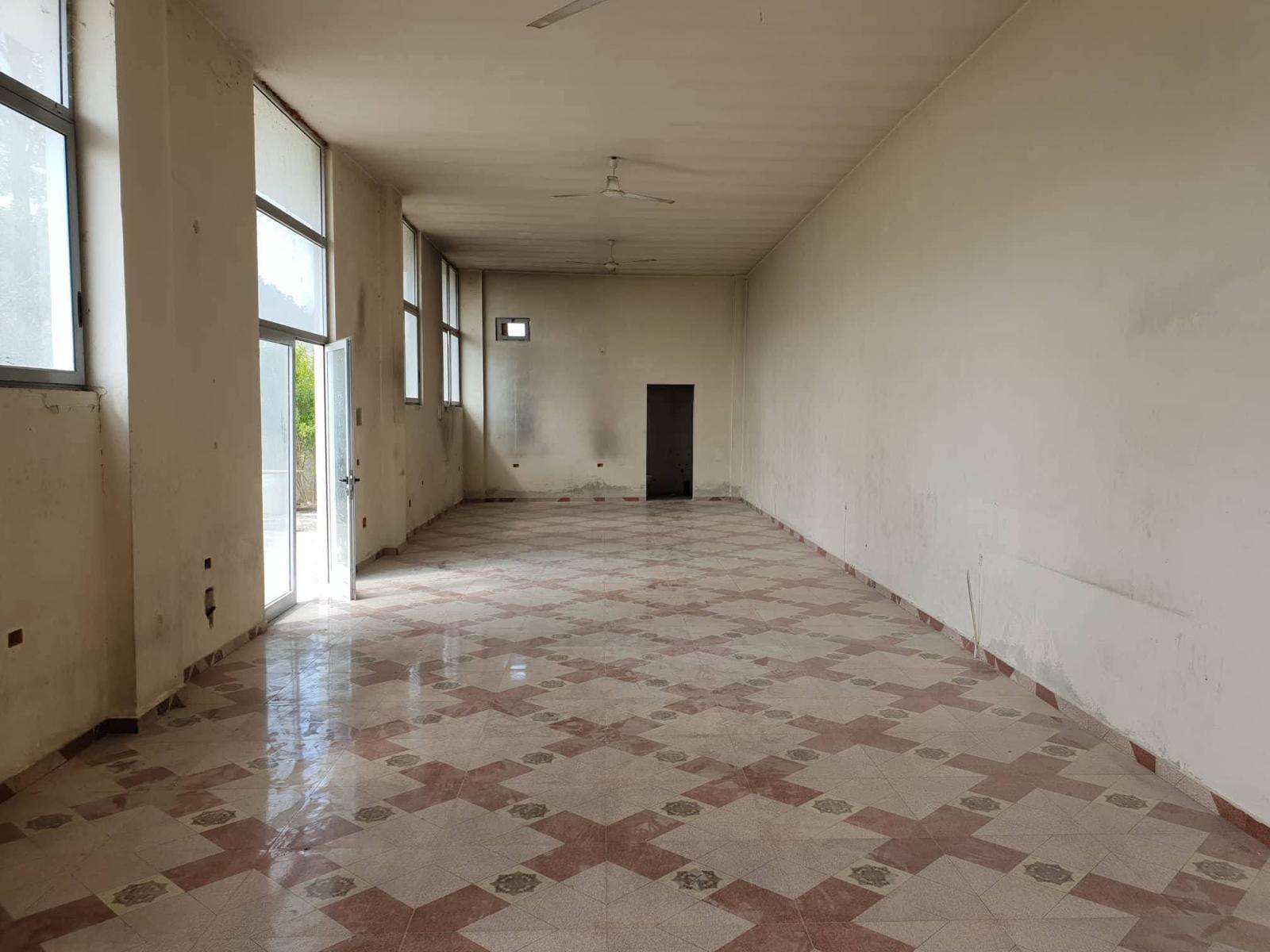 commercial for sale in Tiranë, Albania – photo 13