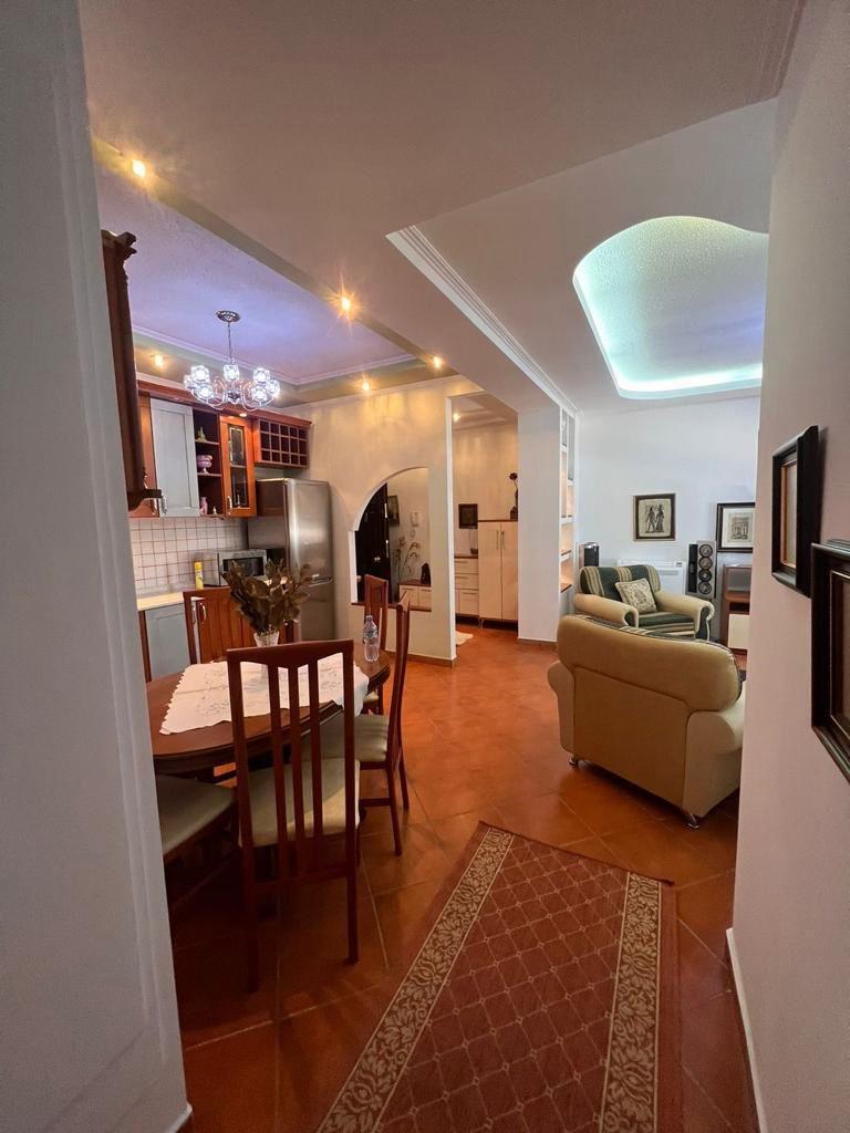2-bedroom apartment for sale in Tiranë, Albania – photo 4