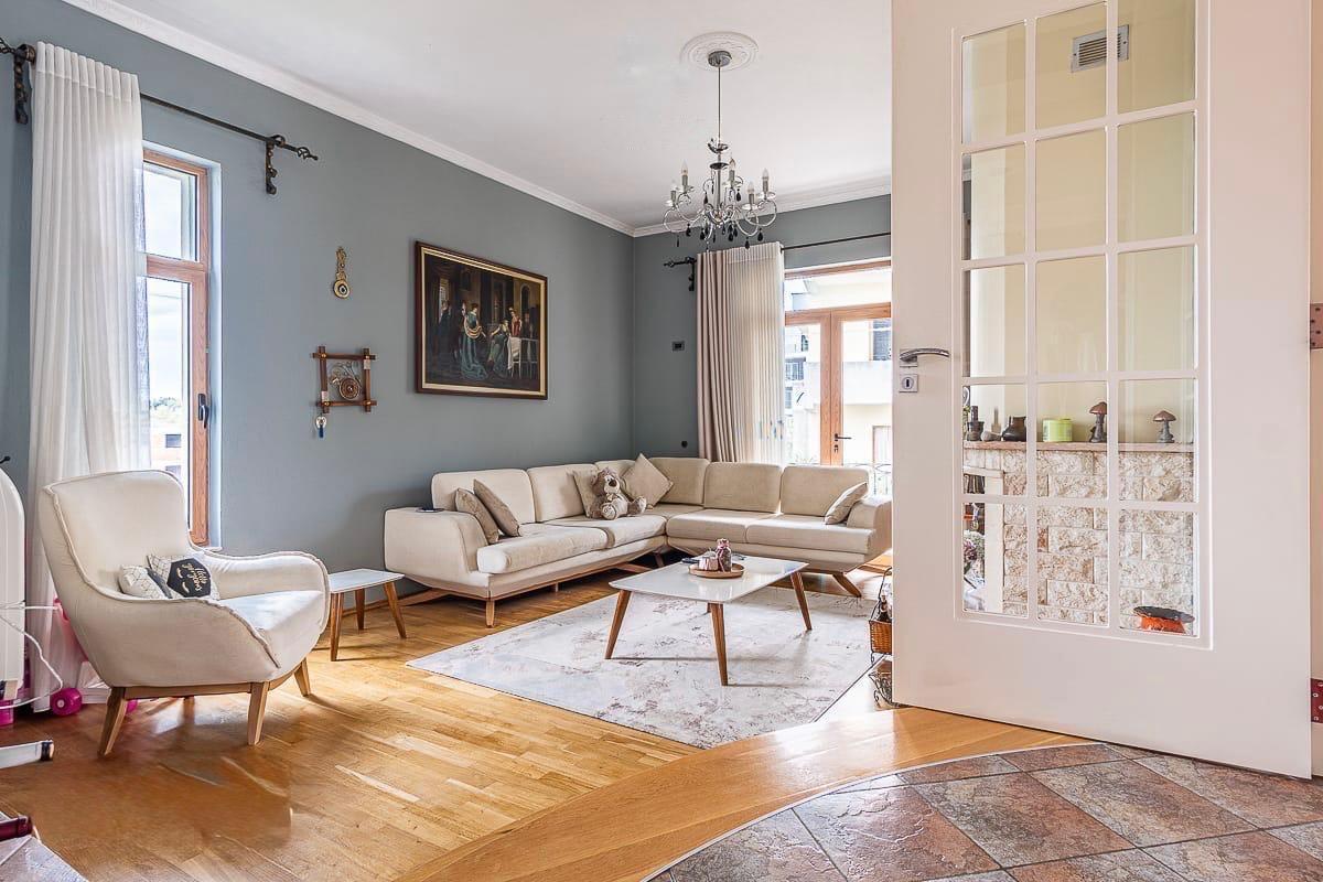 3-Story Villa for Sale or Rent in Shkoza, Tirana