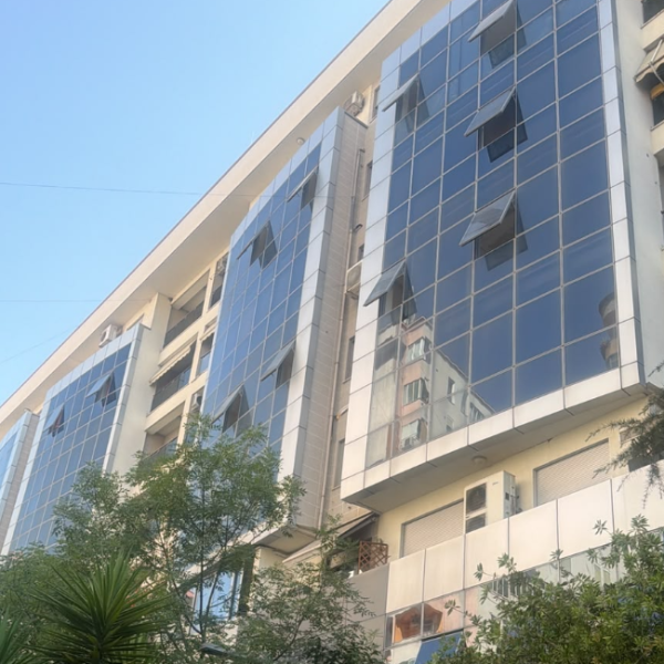 Dwa W Pełni Wyremontowane Apartamenty 1+1 na Sprzedaż | 58 m² Każdy | 21 Dhjetori, Tirana