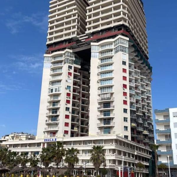 Seafront 1+1 Apartment for Sale in Durrës | 98 m² on the 9th Floor | Opportunity