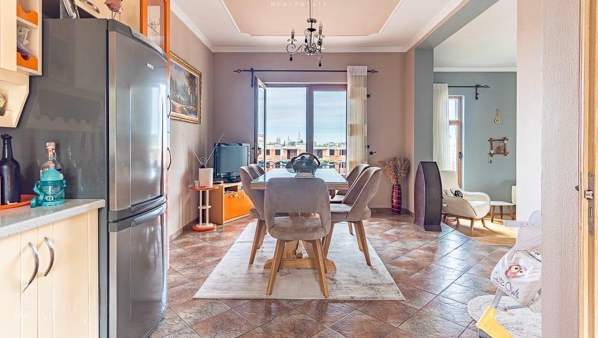 3-Story Villa for Sale or Rent in Shkoza, Tirana