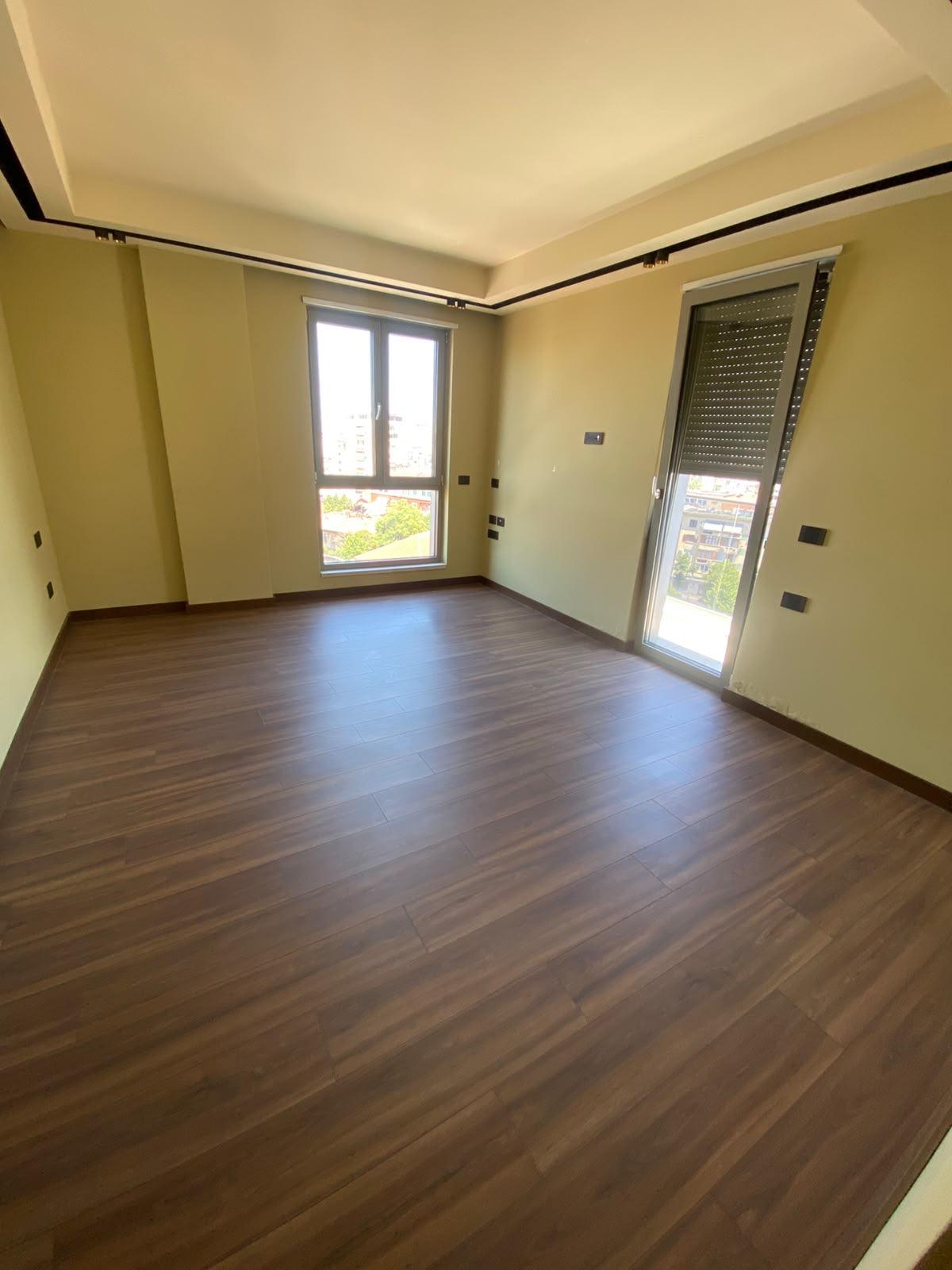 commercial for sale in Tiranë, Albania – photo 6
