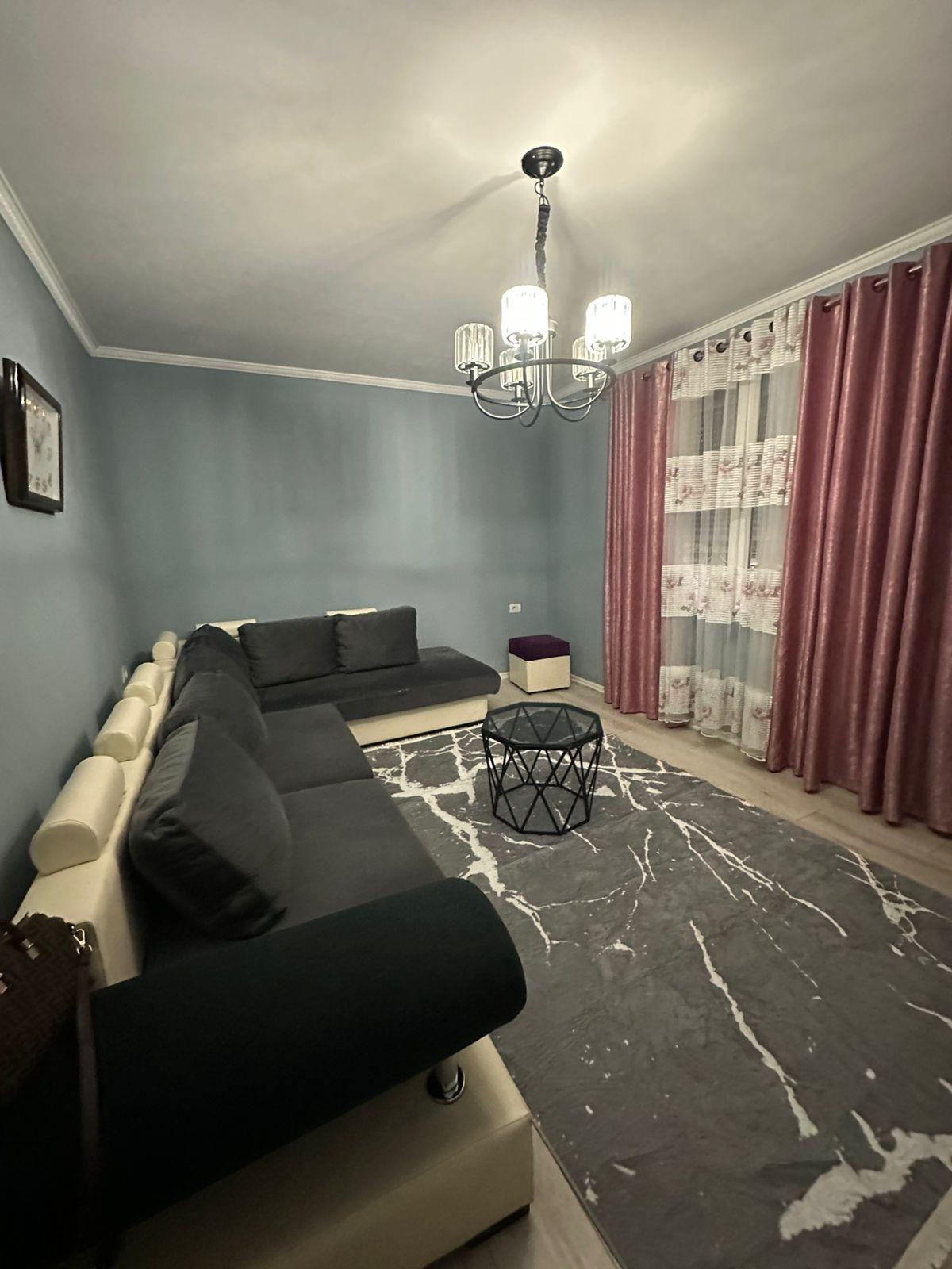 Apartament 2+1 me Qira pranë Kryqëzimit të Oxhakut, Tiranë