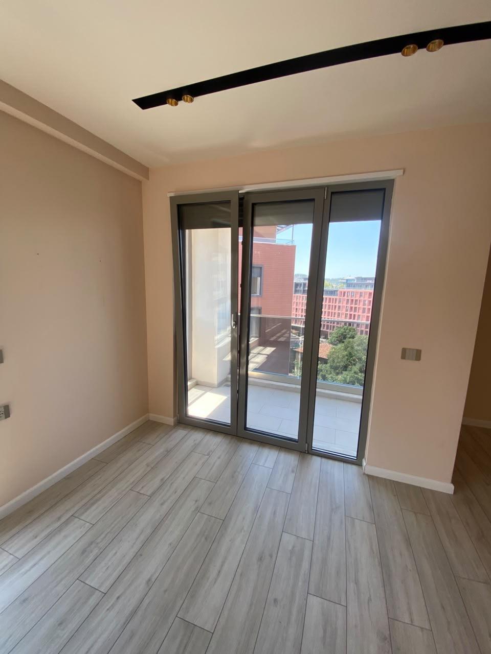 commercial for sale in Tiranë, Albania – photo 3