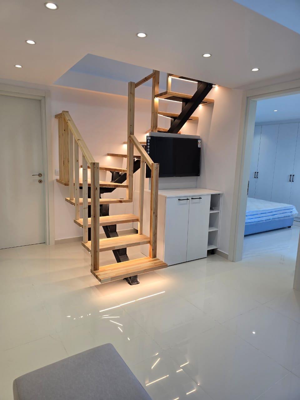 Luxury Duplex for Sale in Ksamil – New Building, Pool, Near Beach, 134.8m²