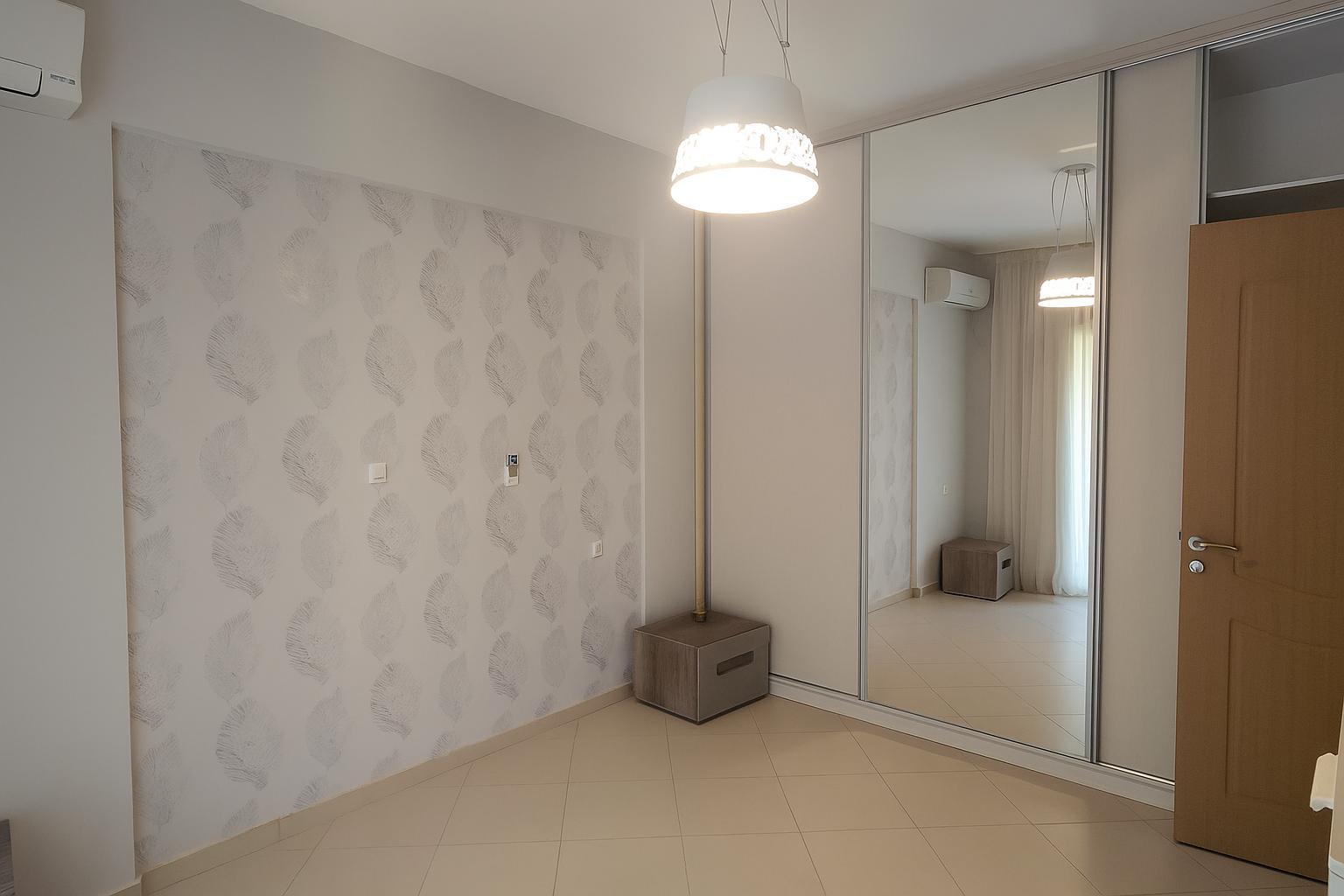 Bright 3-Bedroom Apartment For Sale – Gjergj Arianiti, Saranda