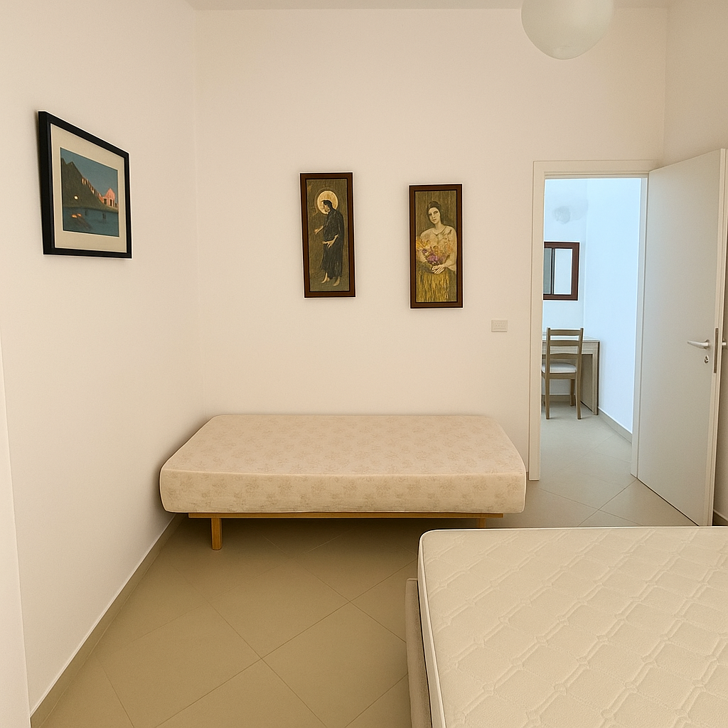 Investment Property in Saranda – 2-Bedroom First Floor Apartment with Terrace