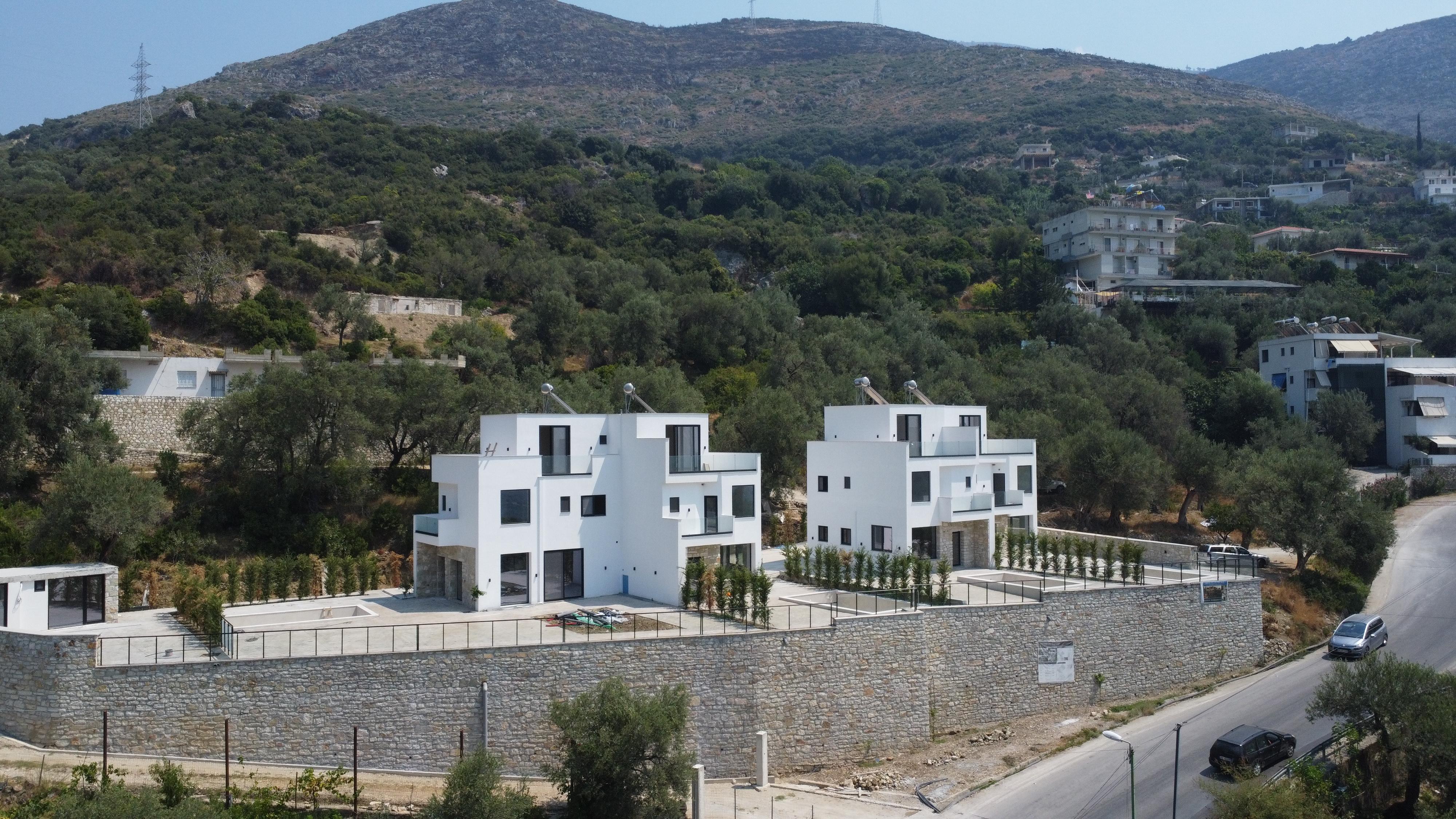 Luxurious Villas 2 For Sale in Borsh , Sarande