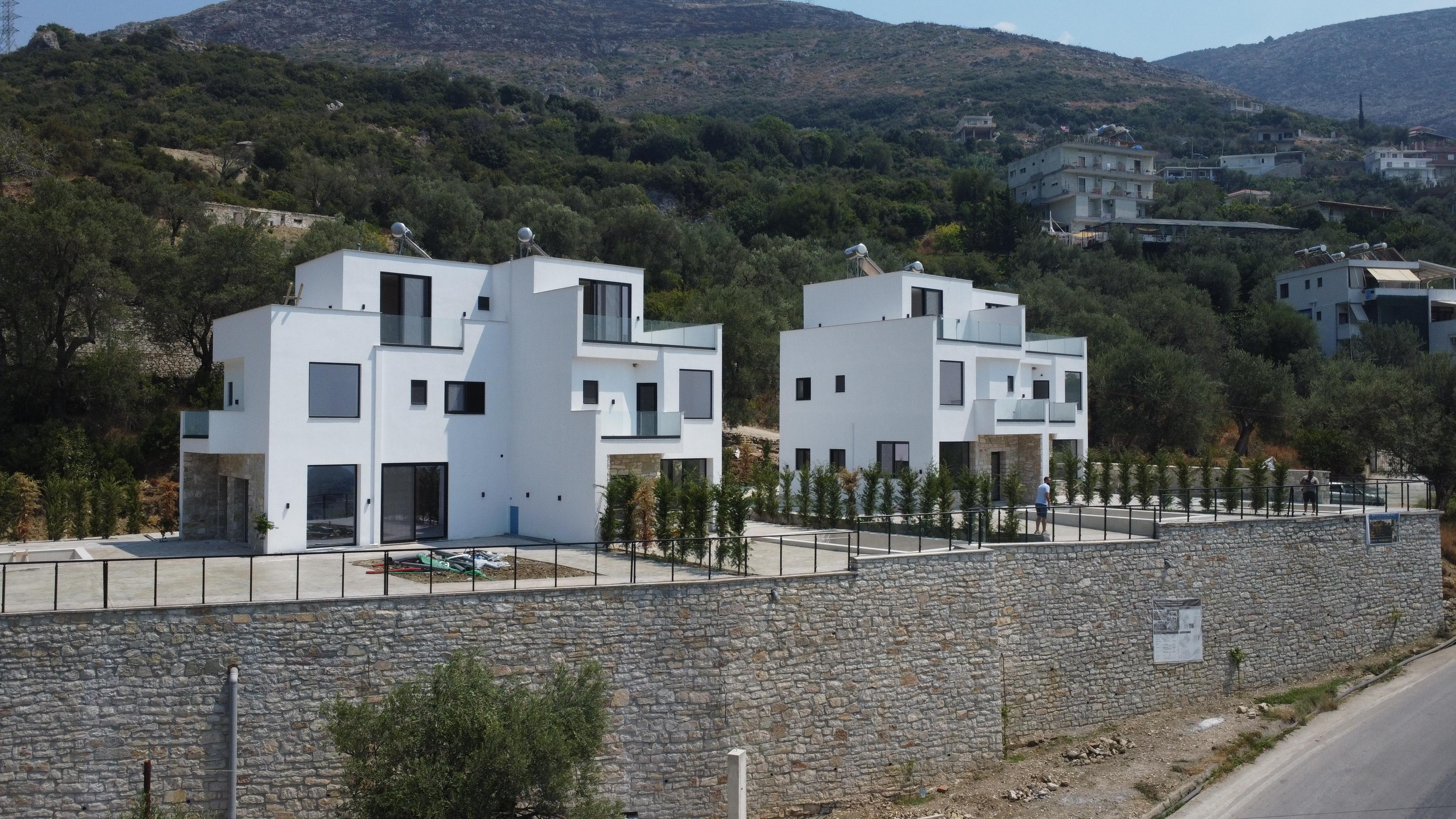 White Residence Villas Borsh