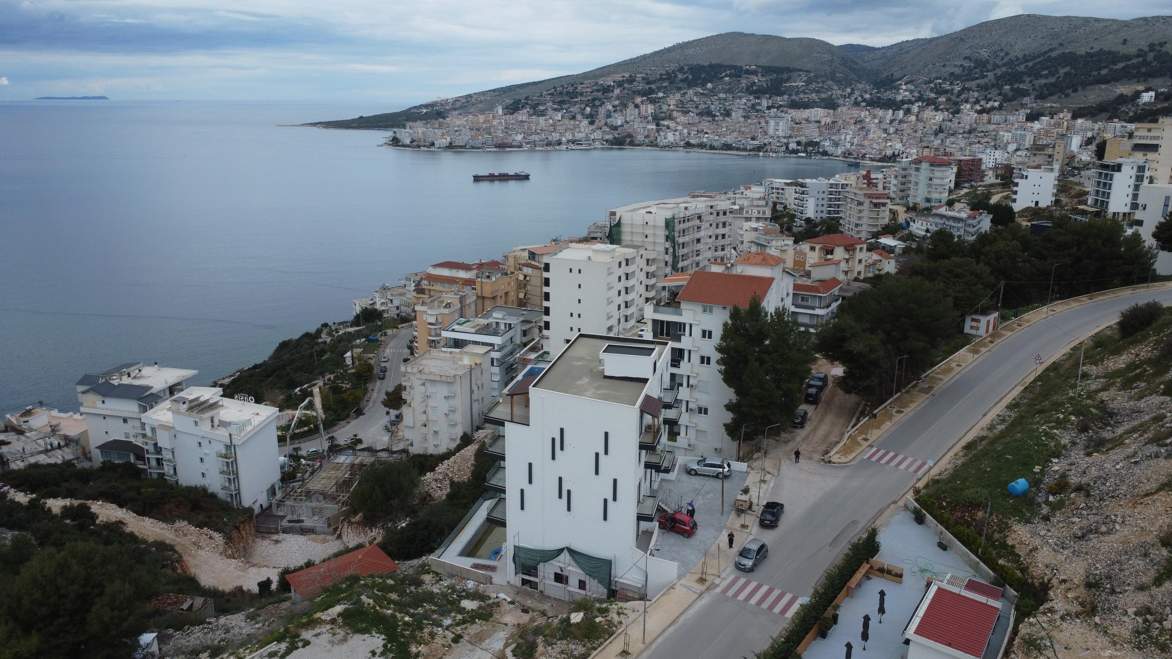 Luxury 2+2 Apartment with Sea View for Sale in Saranda – Pool, Beach Proximity, 104m²
