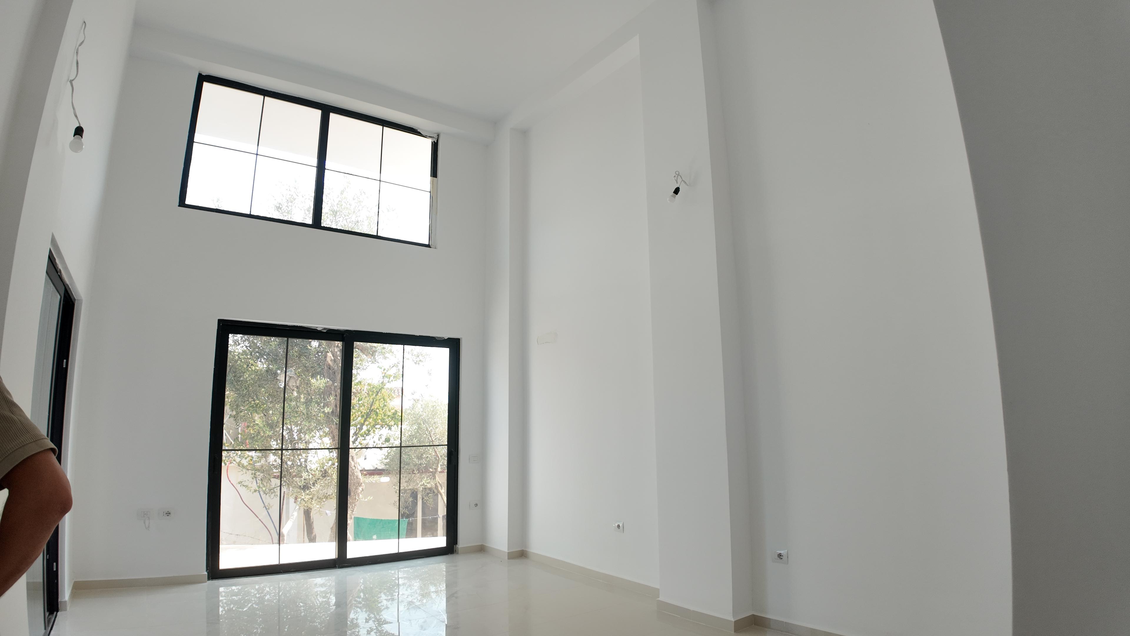 Luxury Duplex for Sale in Ksamil – New Building, Pool, Near Beach, 171.8m²