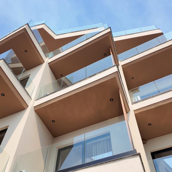 Apartament 1+1 z widokiem na morze w Ksamilu – 71m² | Cena € | Trzecie piętro, Balkon & Basen