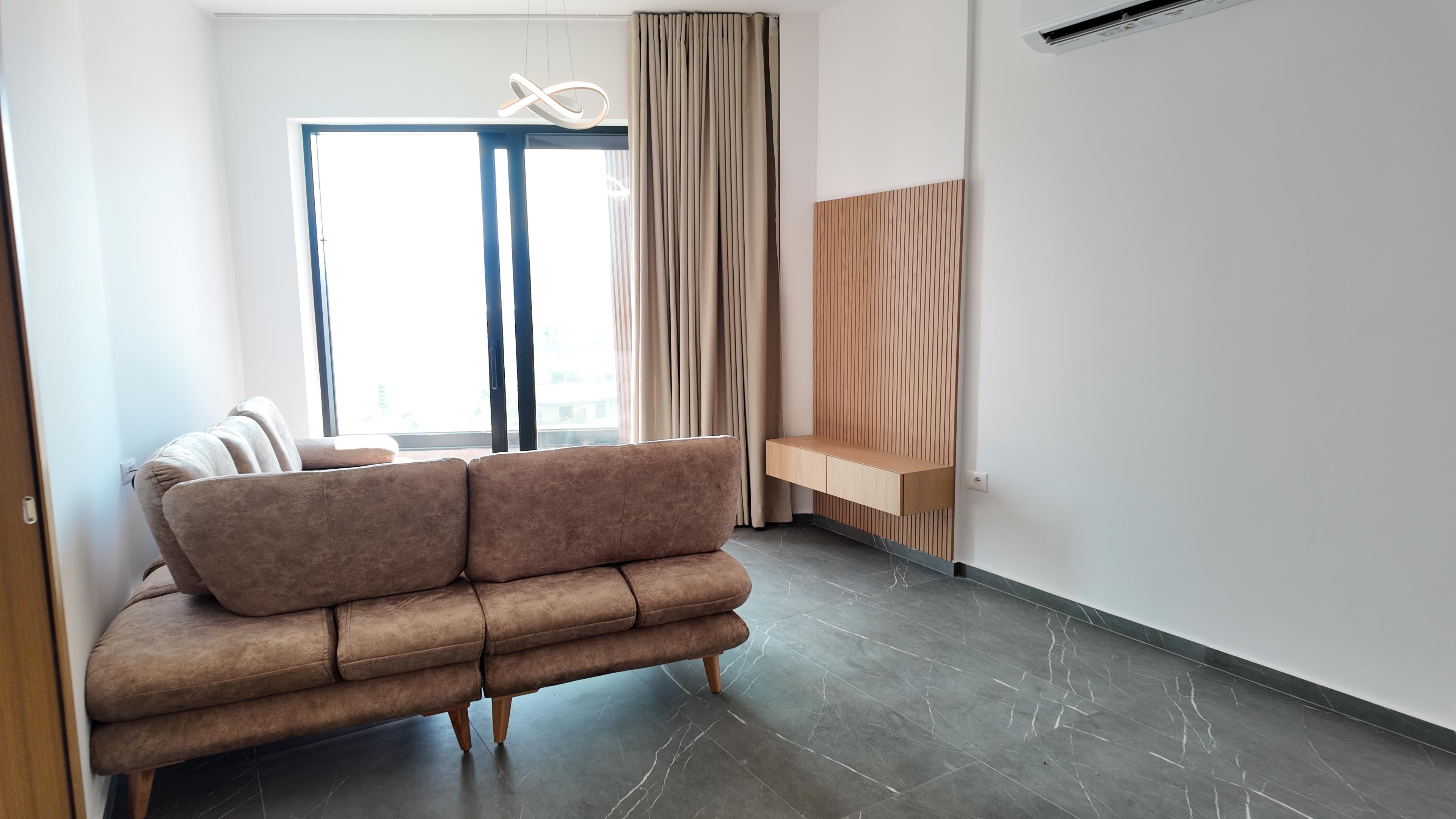 🌊 Przestronne mieszkanie 1+1 z widokiem na morze w Ksamil – 71m² | Drugie piętro
