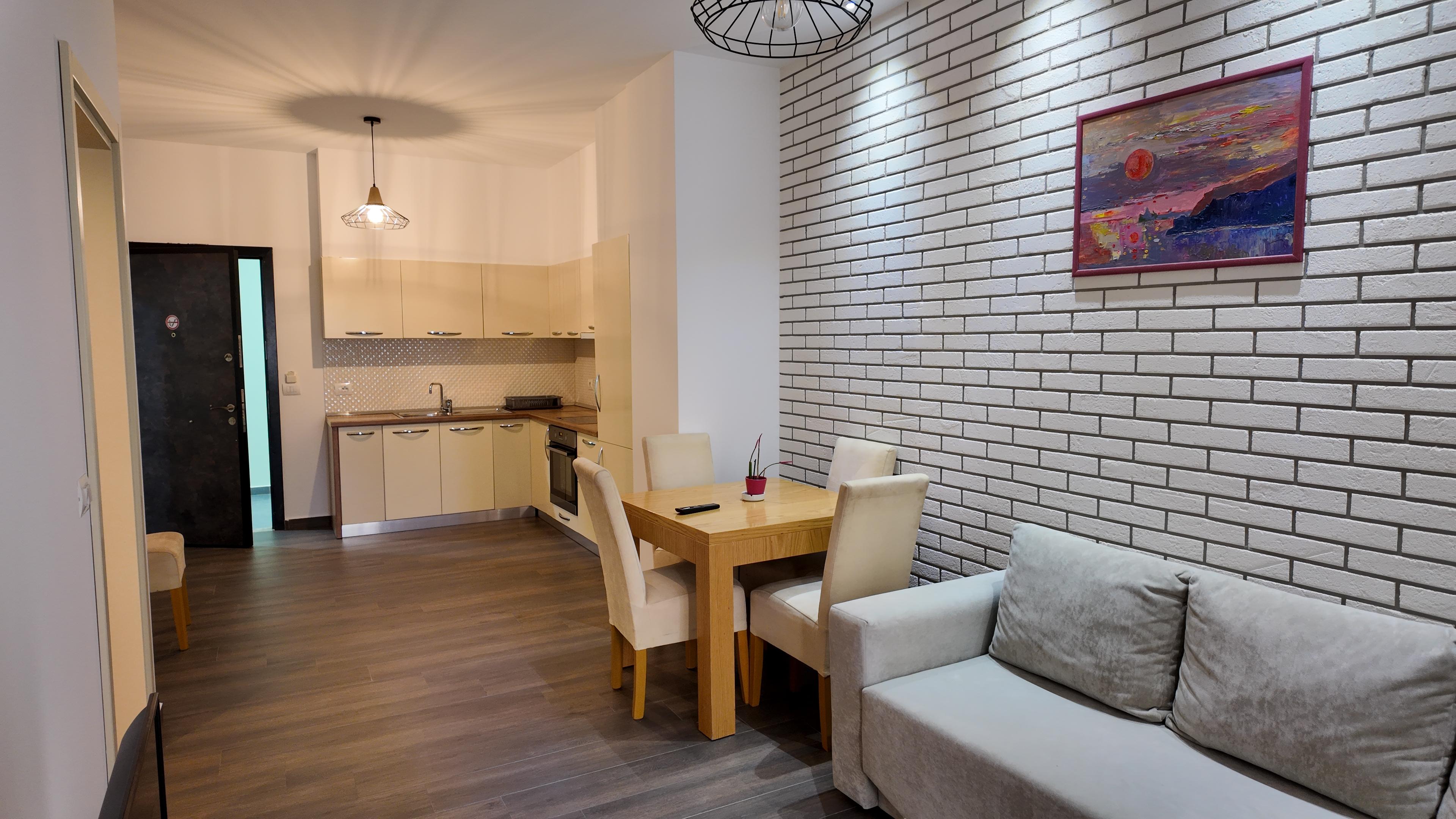 Accommodation Business Property for Sale in Saranda – Apartment Complex with Penthouse, Parking and Commercial Space