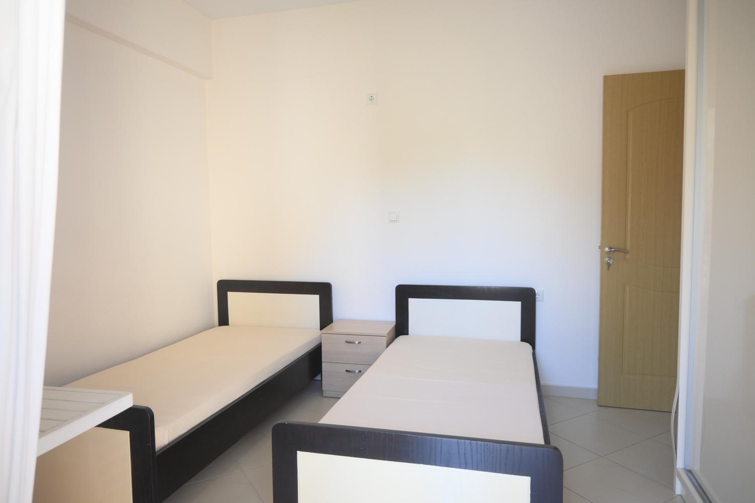 Spacious 3-Bedroom Apartment with Full Sea View – Gjergj Arianiti Street, Saranda