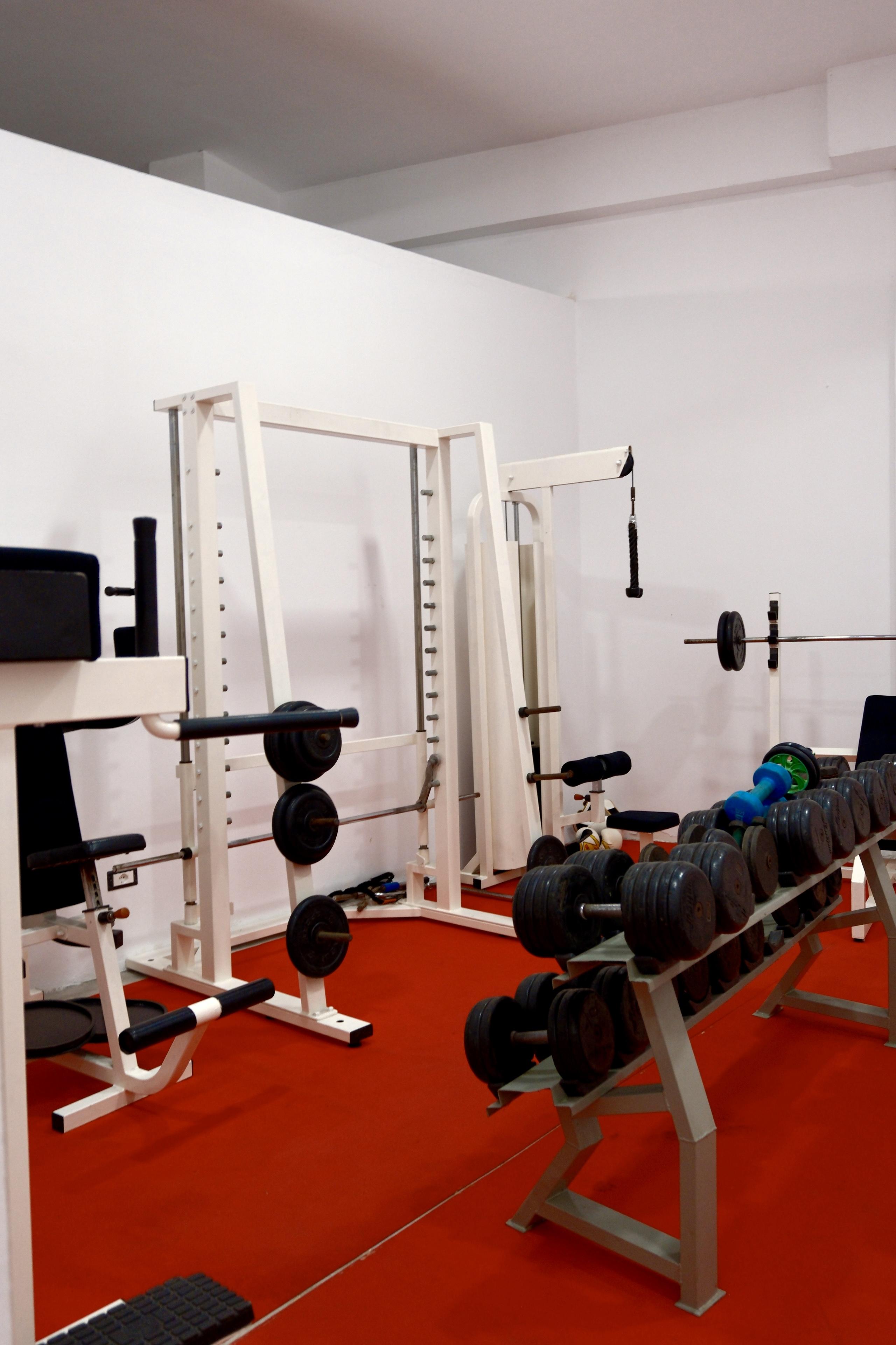 Seaview 1-Bedroom Apartment for Sale in Saranda – Skënderbeu Street, Fully Furnished