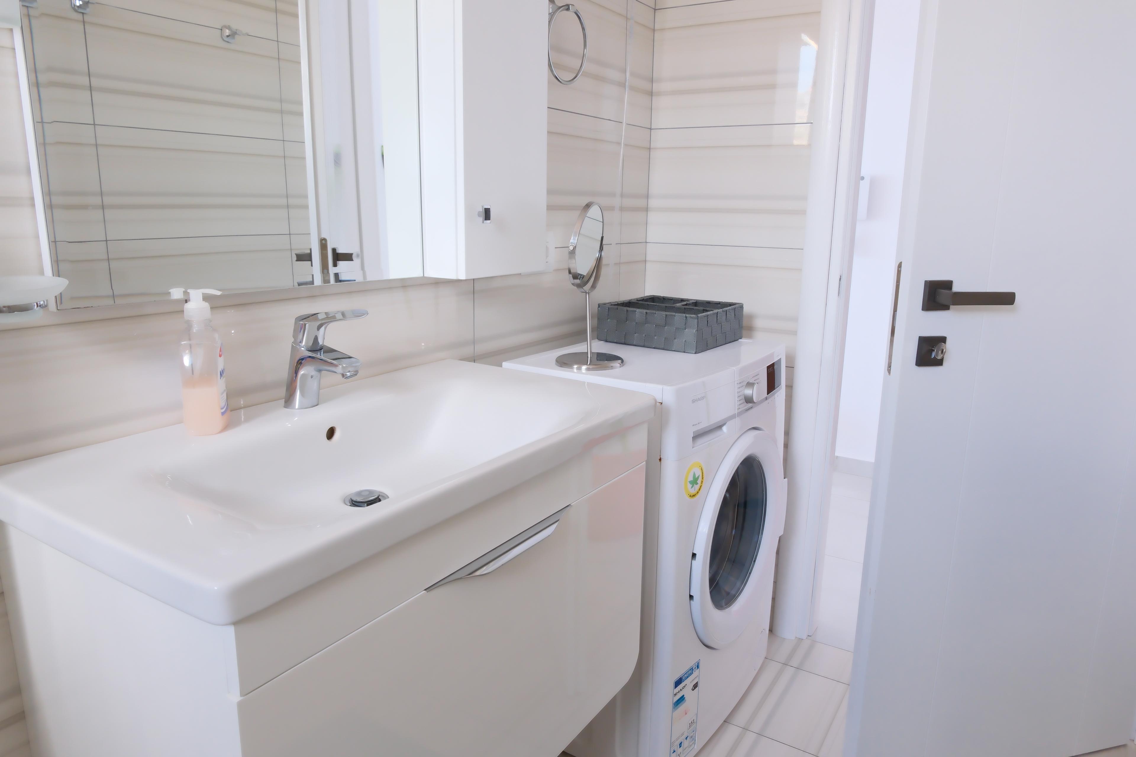2-bedroom apartment for sale in Sarandë, Albania – photo 17