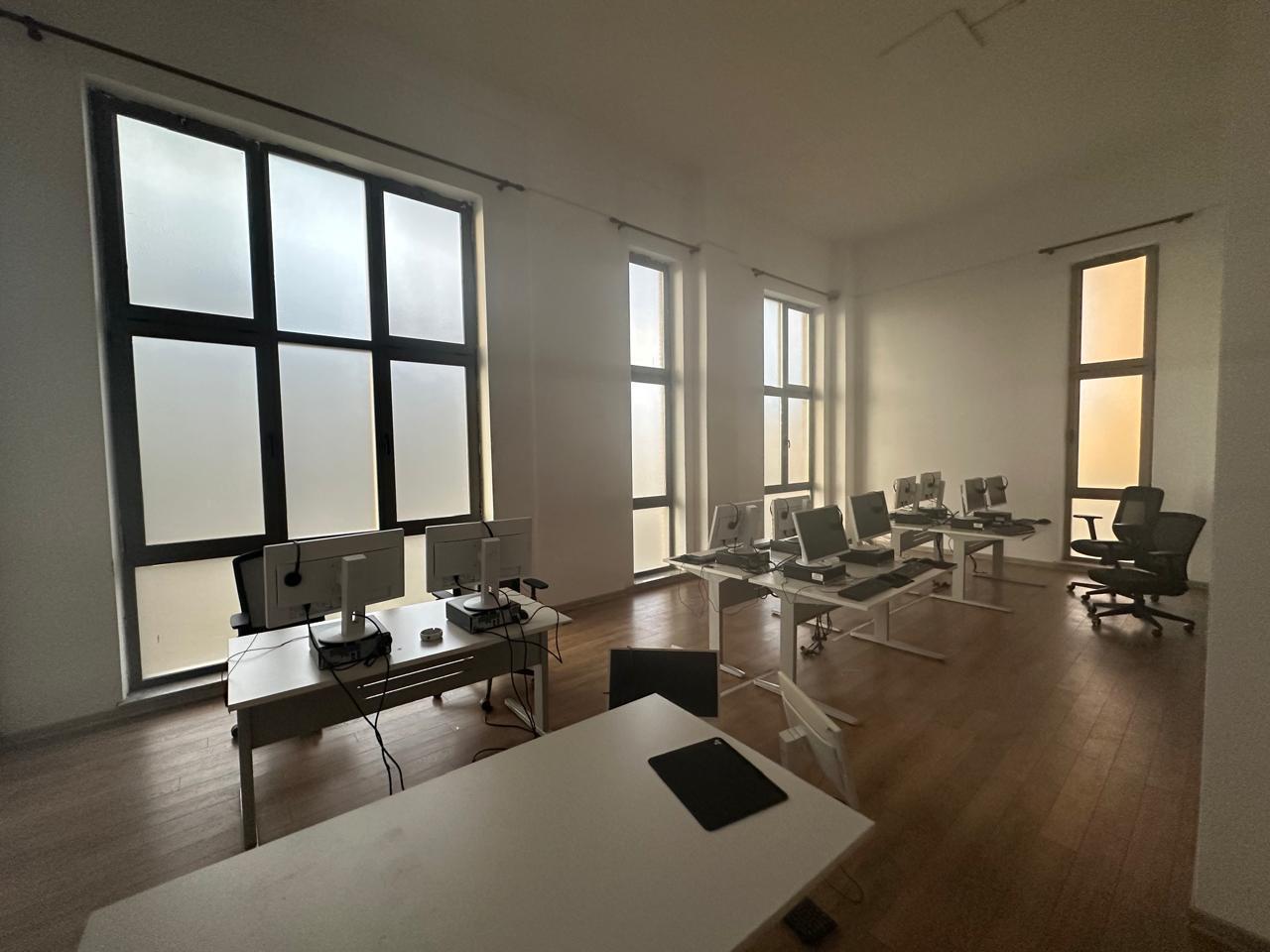 Commercial Space for Sale – 217 m² Office / Clinic Opportunity at Ish-Profarma, Xhanfize Keko, Tirana