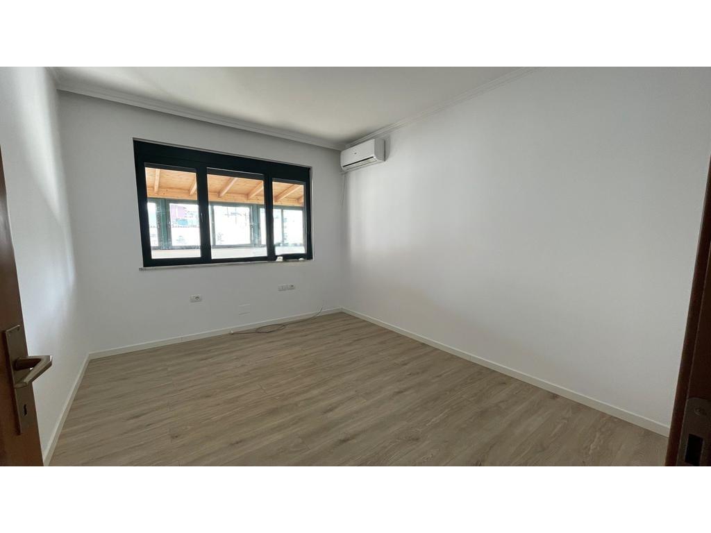 Office or Residential Space for Sale near Wilson Square, Tirana – 155 m² in a Prime Location