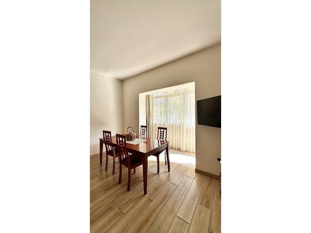 Villa Floor for Sale in Misto Mame, Tirana – 267 m² with Private Entrance and Yard