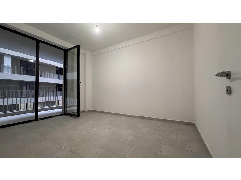 3-Bedroom Apartment for Sale on Mine Peza Street, Tirana – 152 m² with Parking Included