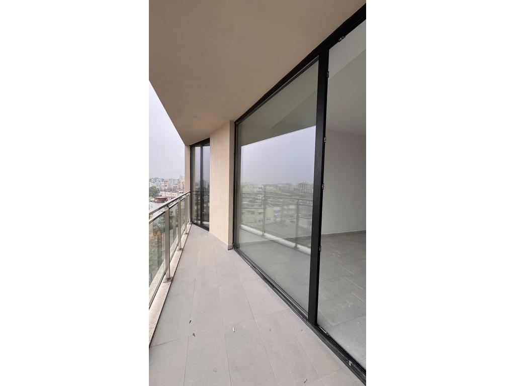 3-Bedroom Apartment for Sale on Mine Peza Street, Tirana – 152 m² with Parking Included