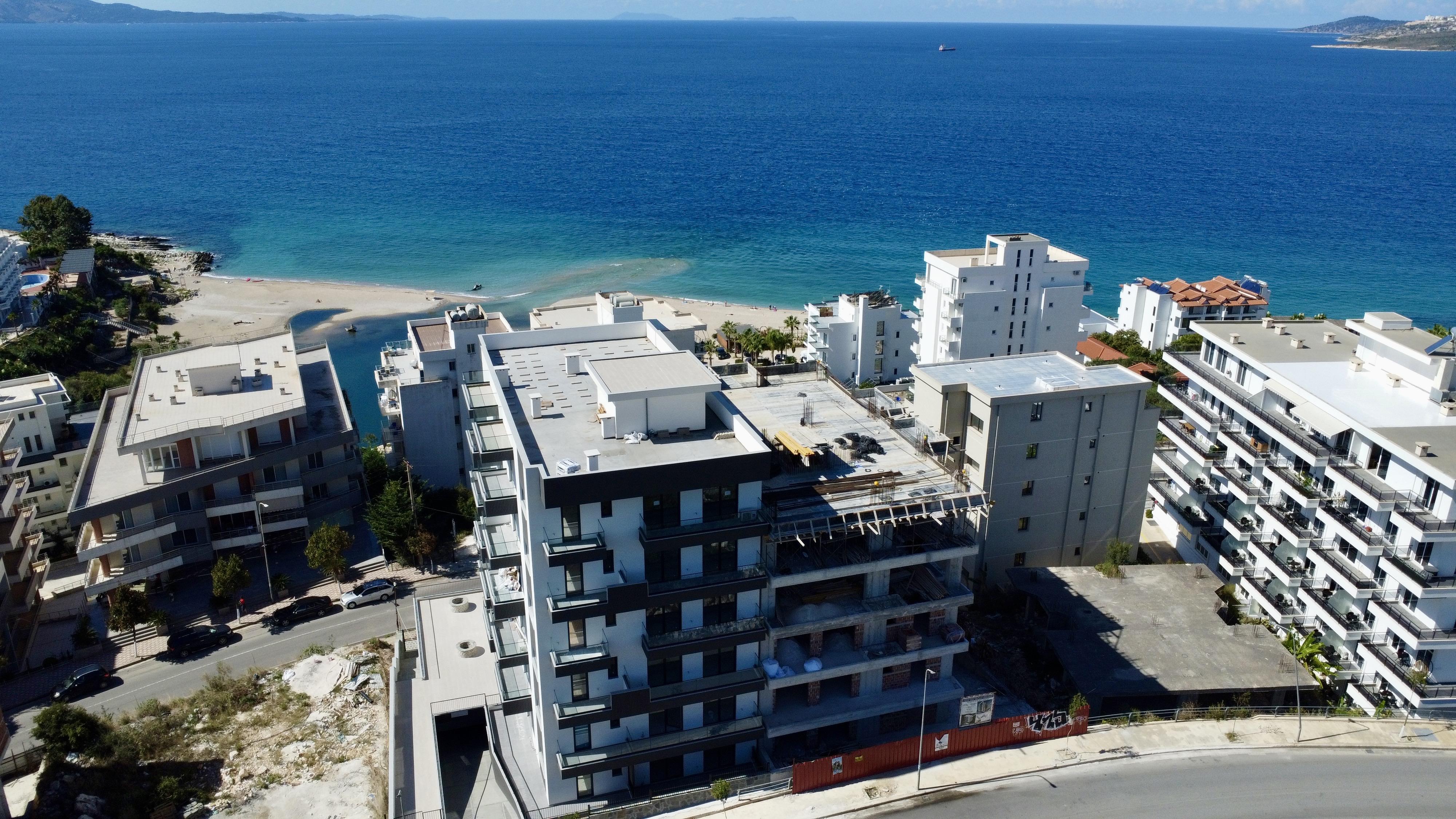 Квартира с видом на море, 2 спальни, на продажу в Саранде – 109 м², новое здание, 100 м от пляжа, 5-й этаж