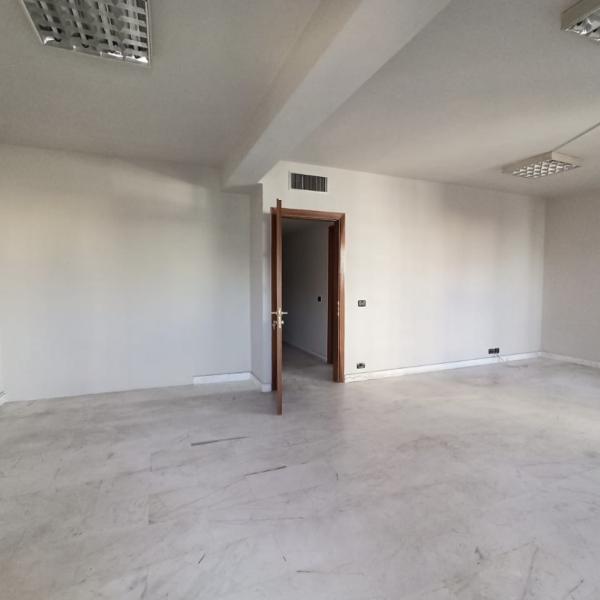 Zyra me Qira pranë Toptani Center, Tiranë – 130.1 m² në Katin e 7-të