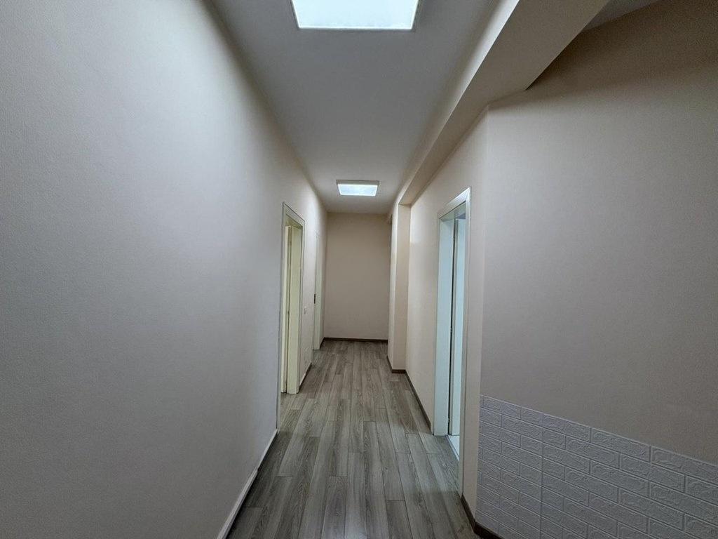 Luxury 3-Bedroom Apartment for Sale near Tirana Zoo and Pavaroti – 214 m² with Lake View
