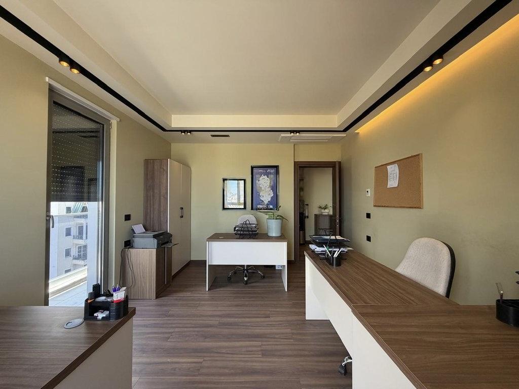 Furnished Office Space for Rent near Tirana Center – 121 m² on Kont Urani Street