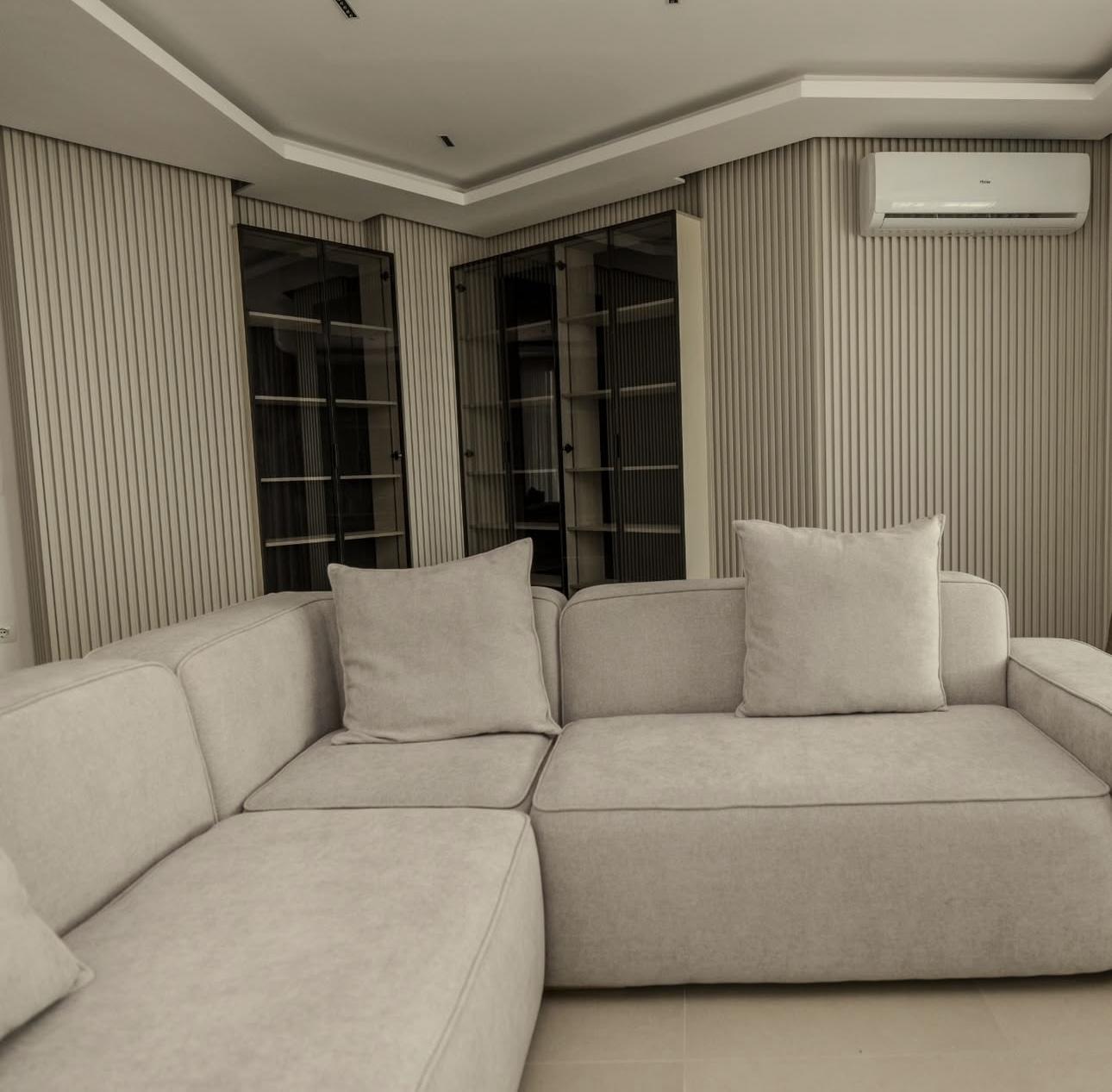 Exkluzivní luxusní loftový penthouse s nádherným výhledem na moře v Sarandě – prémiová nemovitost na prodej s privátním bazénem