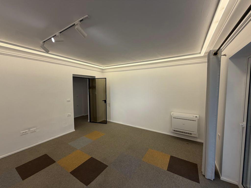 Office Space for Rent – 130 m² near Rruga e Durrësit, Tirana | Prime Business Location