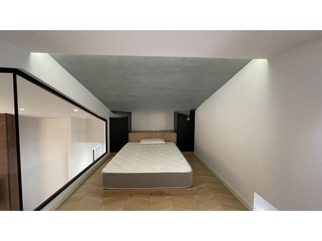 Luxury 3+1 Apartment with Veranda & Parking for Rent – Botanical Garden, Tirana