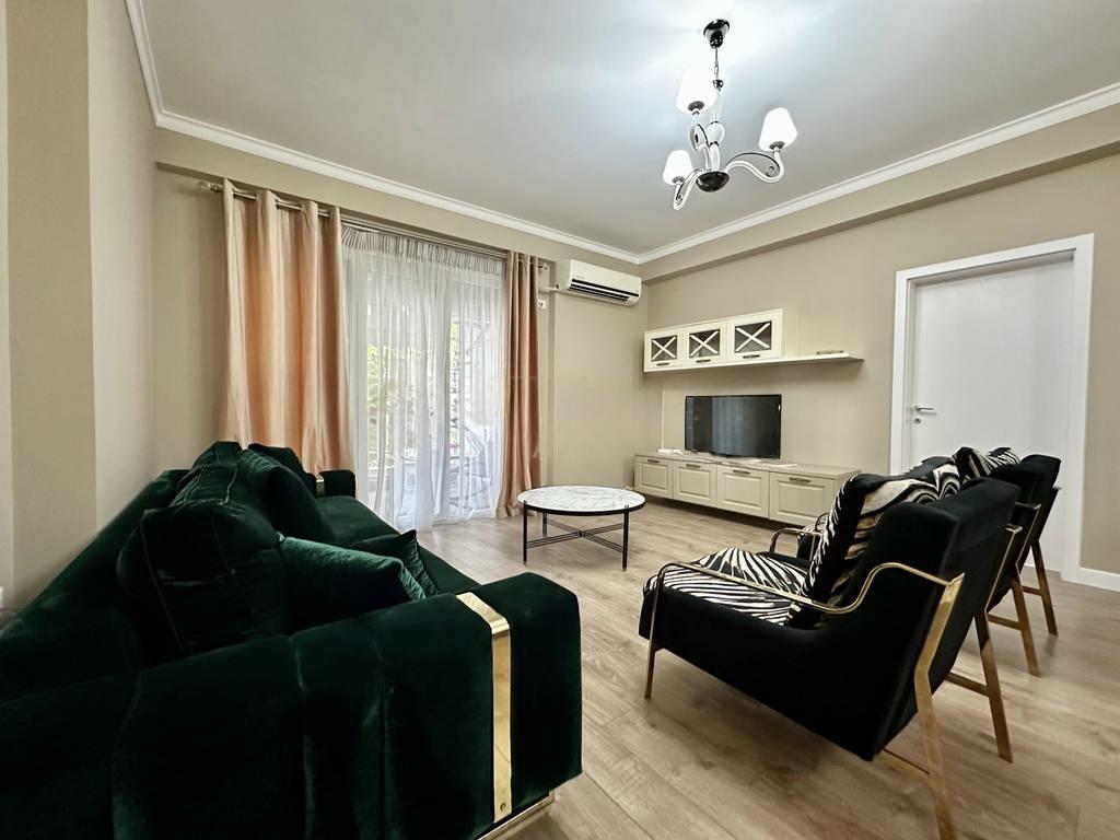Luxury 3+1+2 Apartment for Rent with Parking – Botanical Garden Area, Tirana