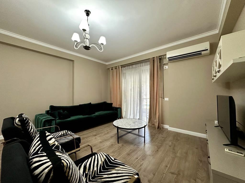 Luxury 3+1+2 Apartment for Rent with Parking – Botanical Garden Area, Tirana