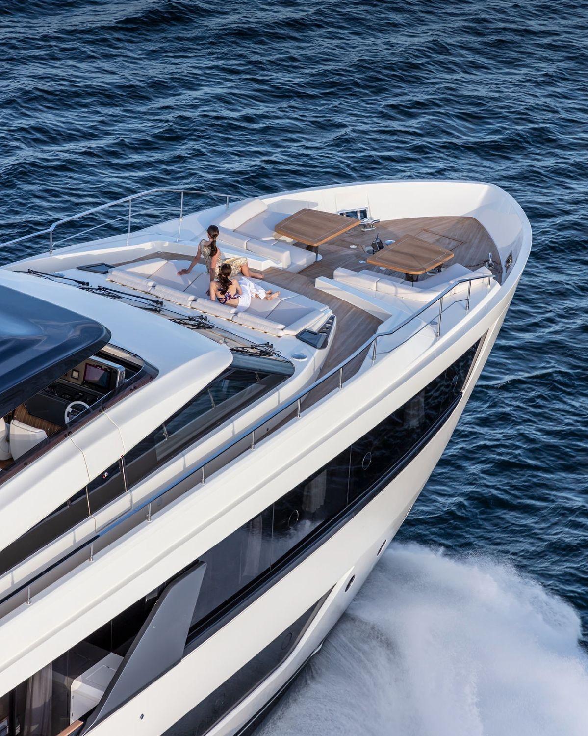 Balconies, BBQs & Beach Views: How Outdoor Spaces Shape Albanian Social Life