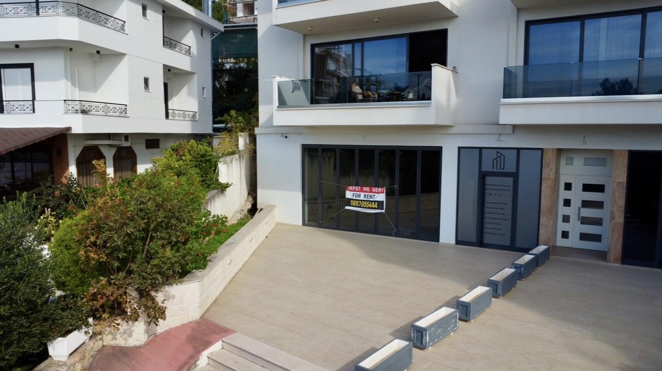 Perfect Commercial Shop for Sale in Saranda – 234m², Terrace, 5 PARKING SPOTS, 100m from Beach, Main Road Location