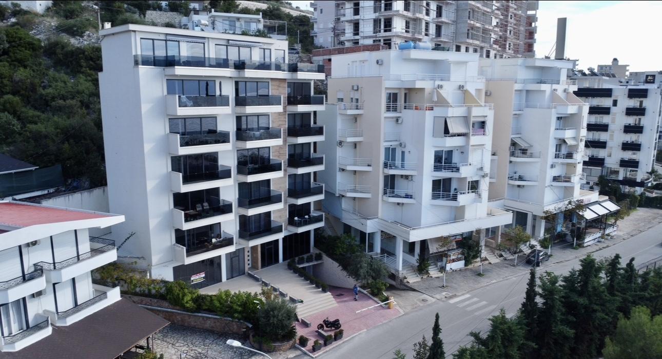Perfect Commercial Shop for Sale in Saranda – 234m², Terrace, 5 PARKING SPOTS, 100m from Beach, Main Road Location