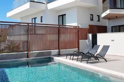 White Residence Hotel-Apartment Ksamil