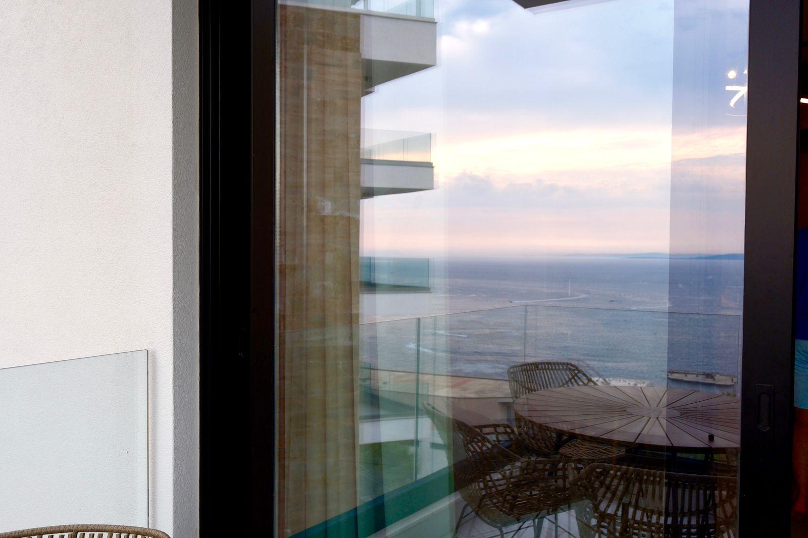 Seaview 1-Bedroom Apartment for Sale in Saranda – Skënderbeu Street, Fully Furnished
