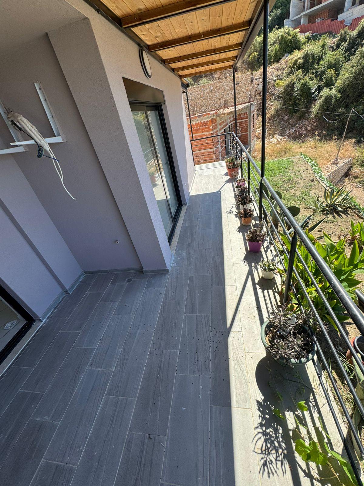 Seaview Apartment for Sale in Saranda – Panorama Street, Just Steps from the Sea