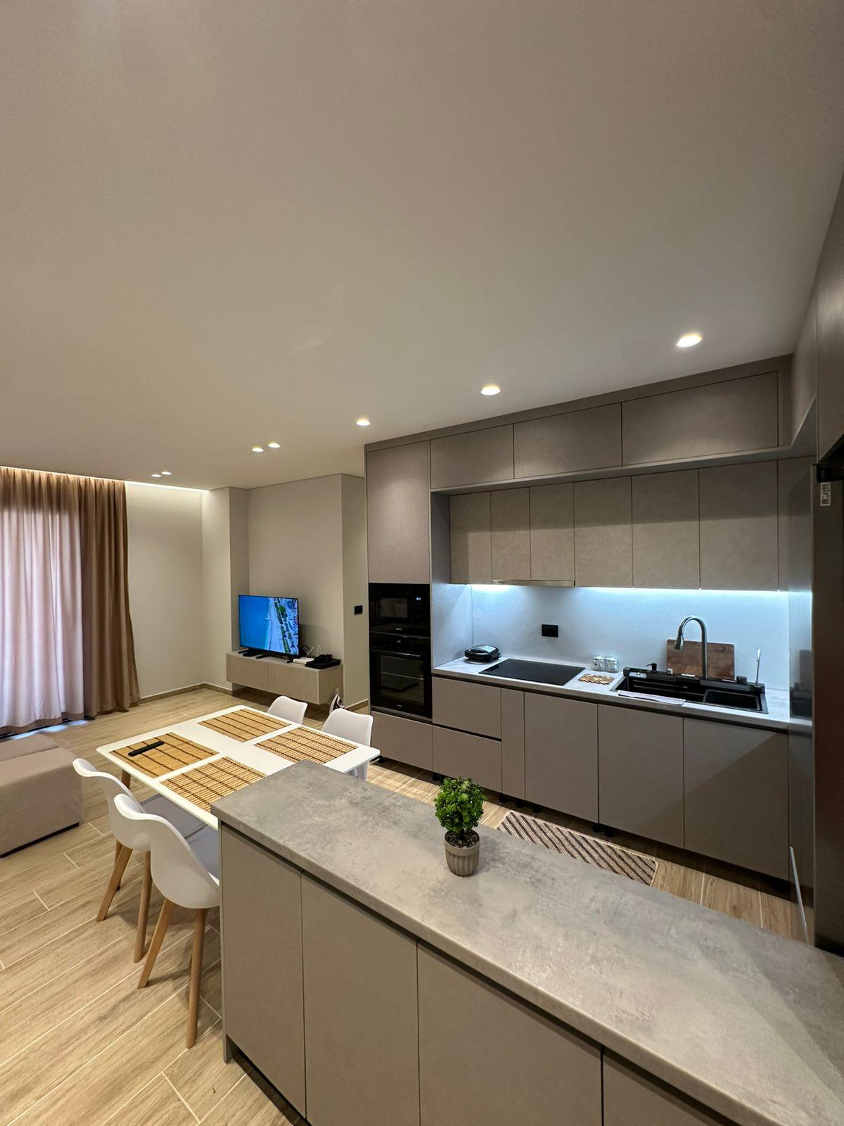 Modern 2+1 Apartment for Monthly Rent in Saranda – Fully Furnished