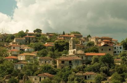 Buying a Piece of Heritage: Can You Renovate Traditional Stone Houses in Himara and Borsh?