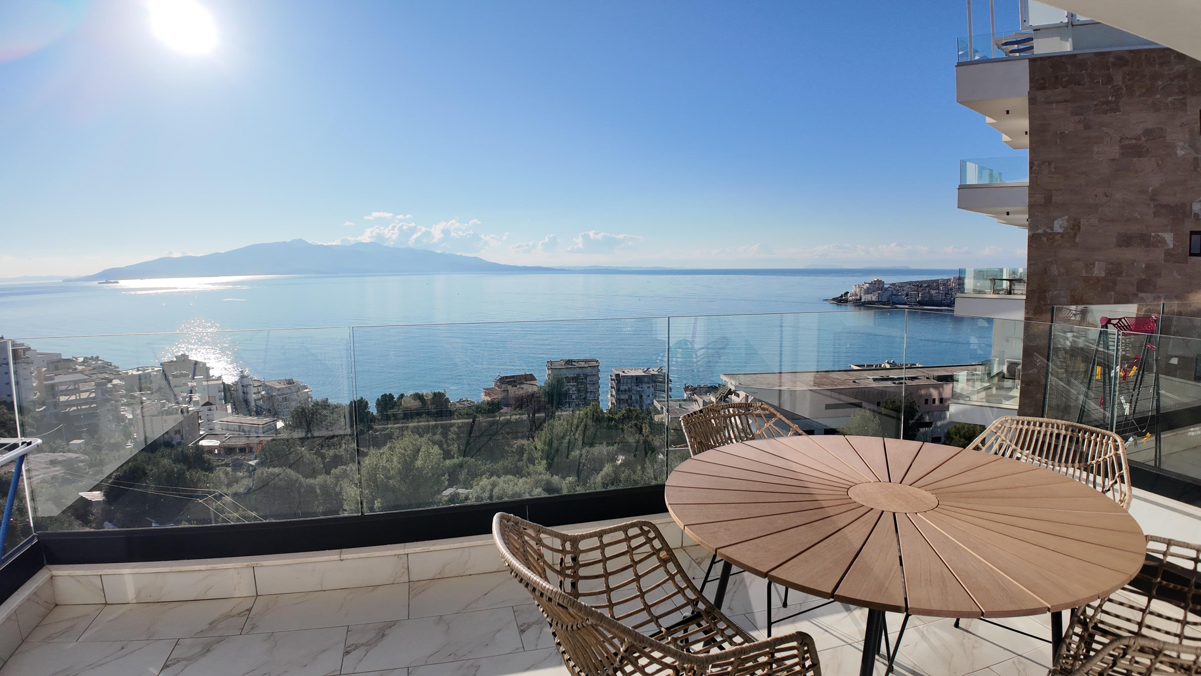 Seaview 1-Bedroom Apartment for Sale in Saranda – Skënderbeu Street, Fully Furnished