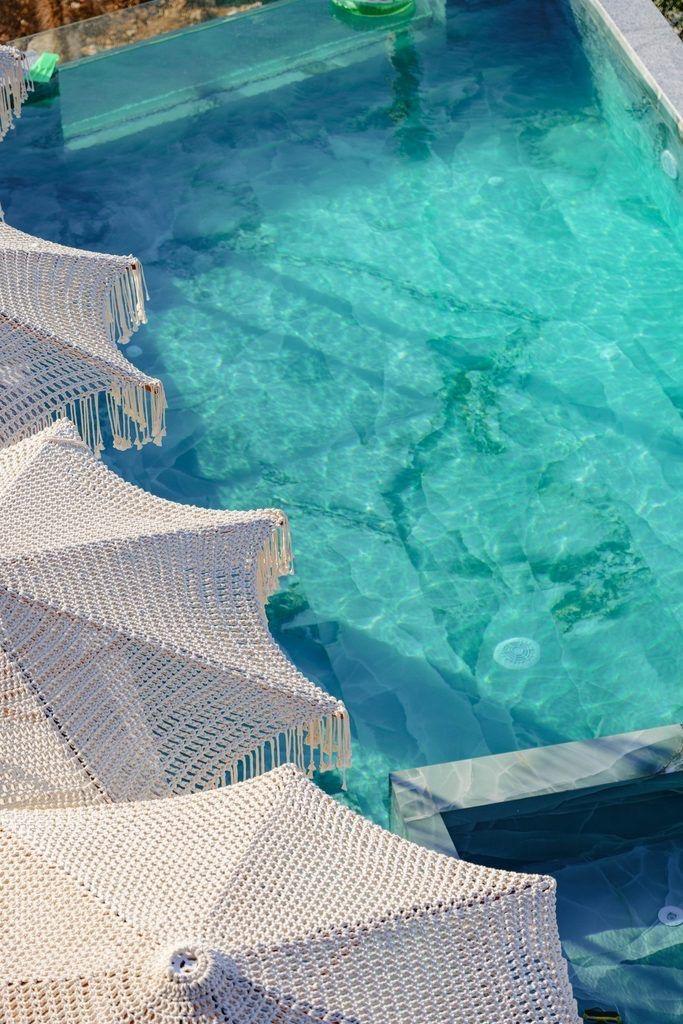 Cash vs. Bank Transfer When Buying Property in Albania