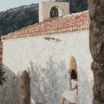 Bread, Salt, and Heart” – How Albanian Hospitality Creates a Unique Experience for Property Buyers