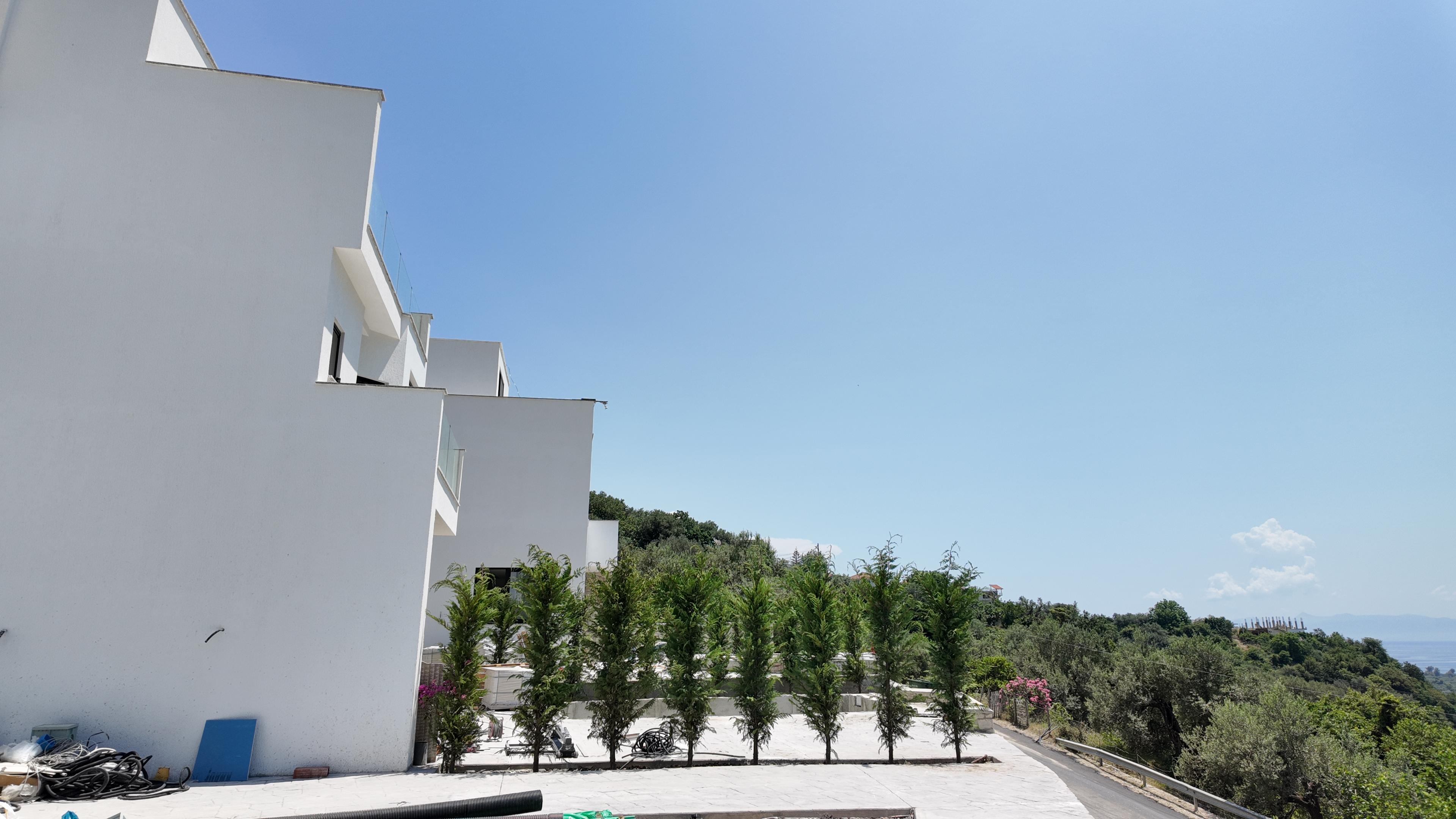 White Residence Villas Borsh