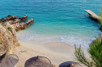 Investing in Luxury Villas with Pools – The Most Profitable Trend on the Albanian Riviera